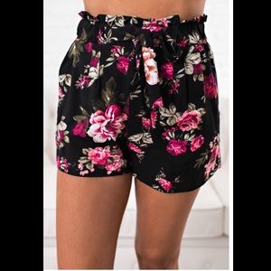 New with Tags-NanaMacs Boutique Floral Shorts!